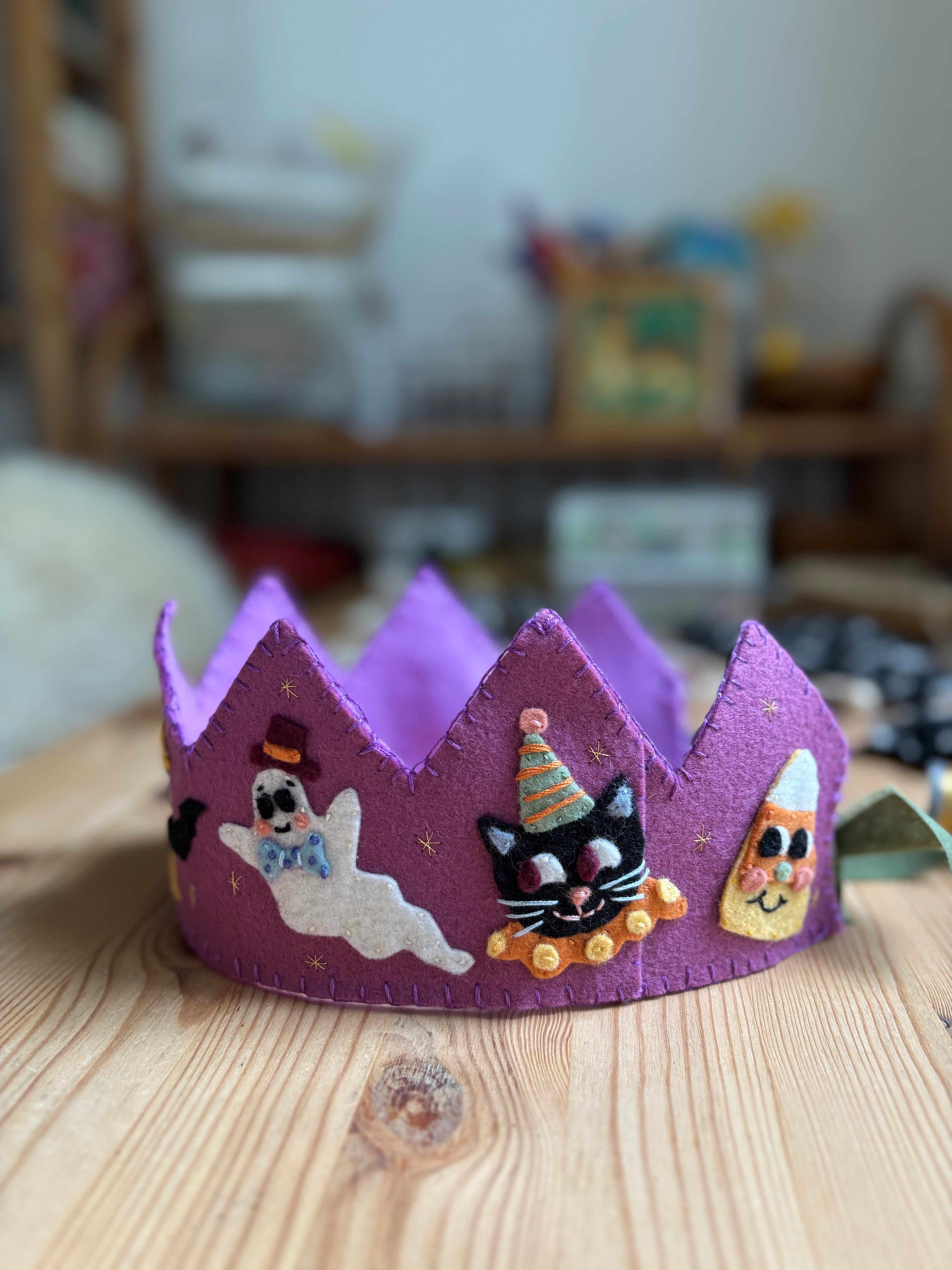 Halloween Crown Pattern